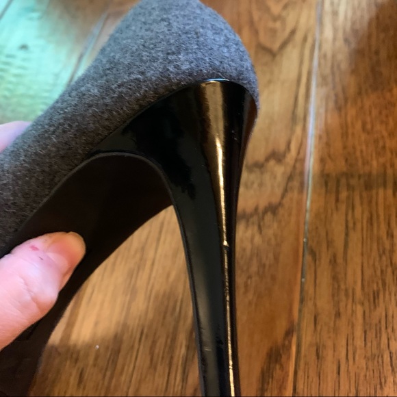 Christian Siriano | Gray Wool Like Pumps | Sz 9 - Picture 6 of 13